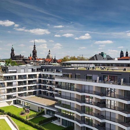 ドレスデン レジデンツ アム ツヴィンガーアパートホテル エクステリア 写真 The new building of the University of Regensburg