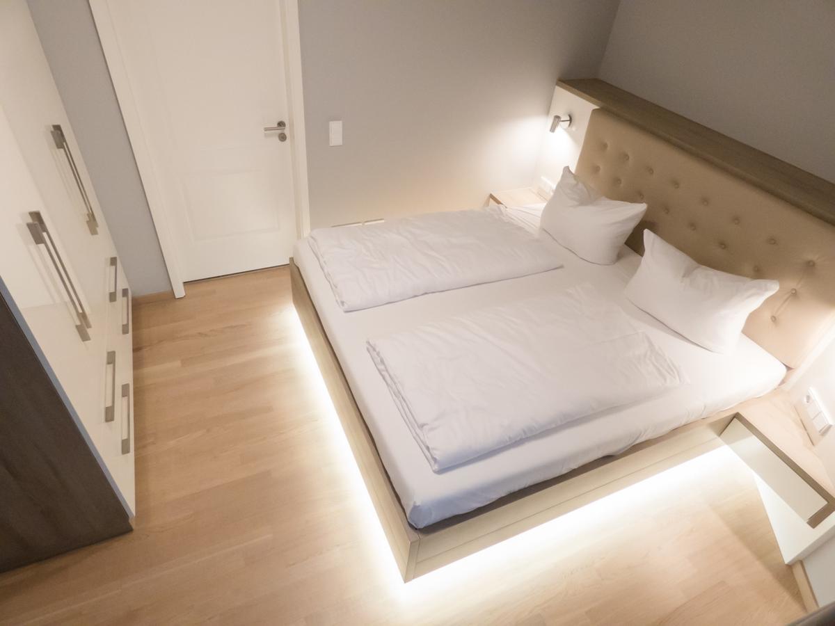 ドレスデン レジデンツ アム ツヴィンガーアパートホテル エクステリア 写真 A room at the hotel